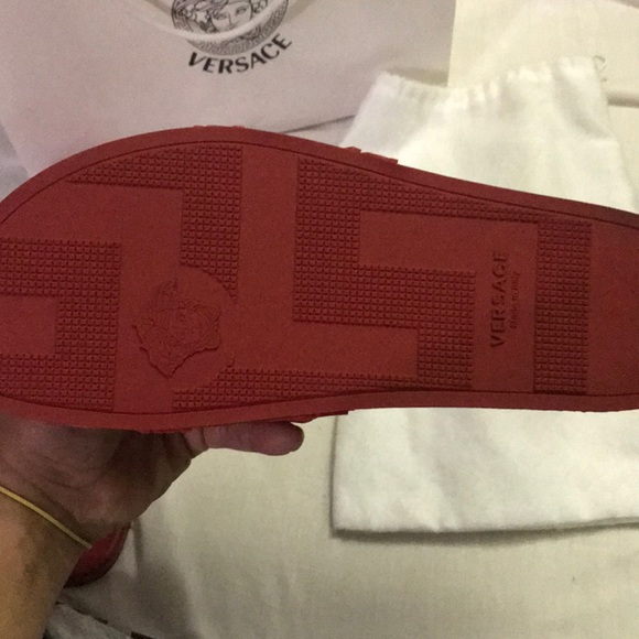 Versace Sandles/ Slides Authentic - Picture 2 of 3